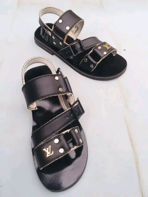 Chinelas e sandálias, masculino e feminino disponível por encomenda  - Imagem 3