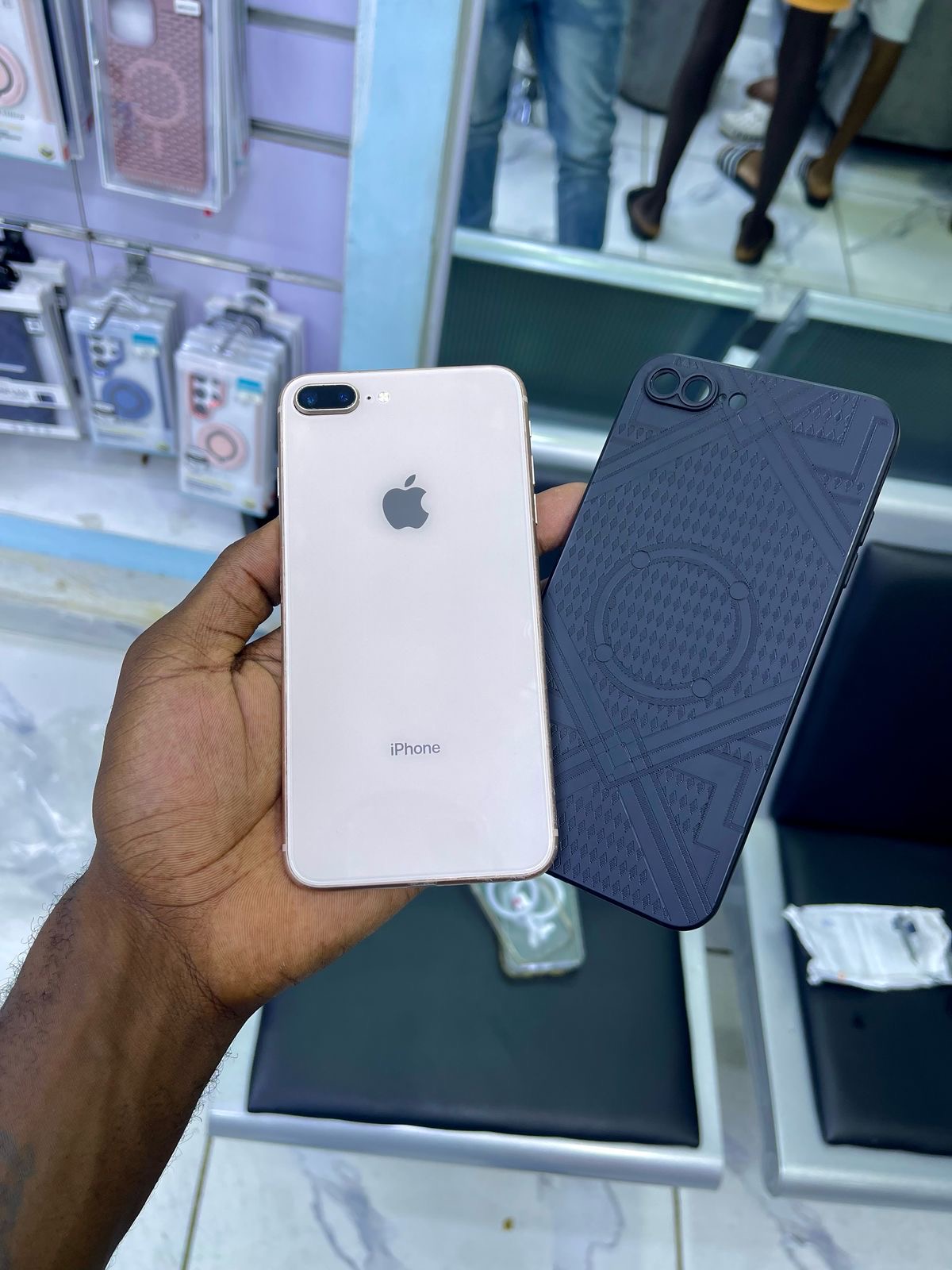 iPhone 8 Plus