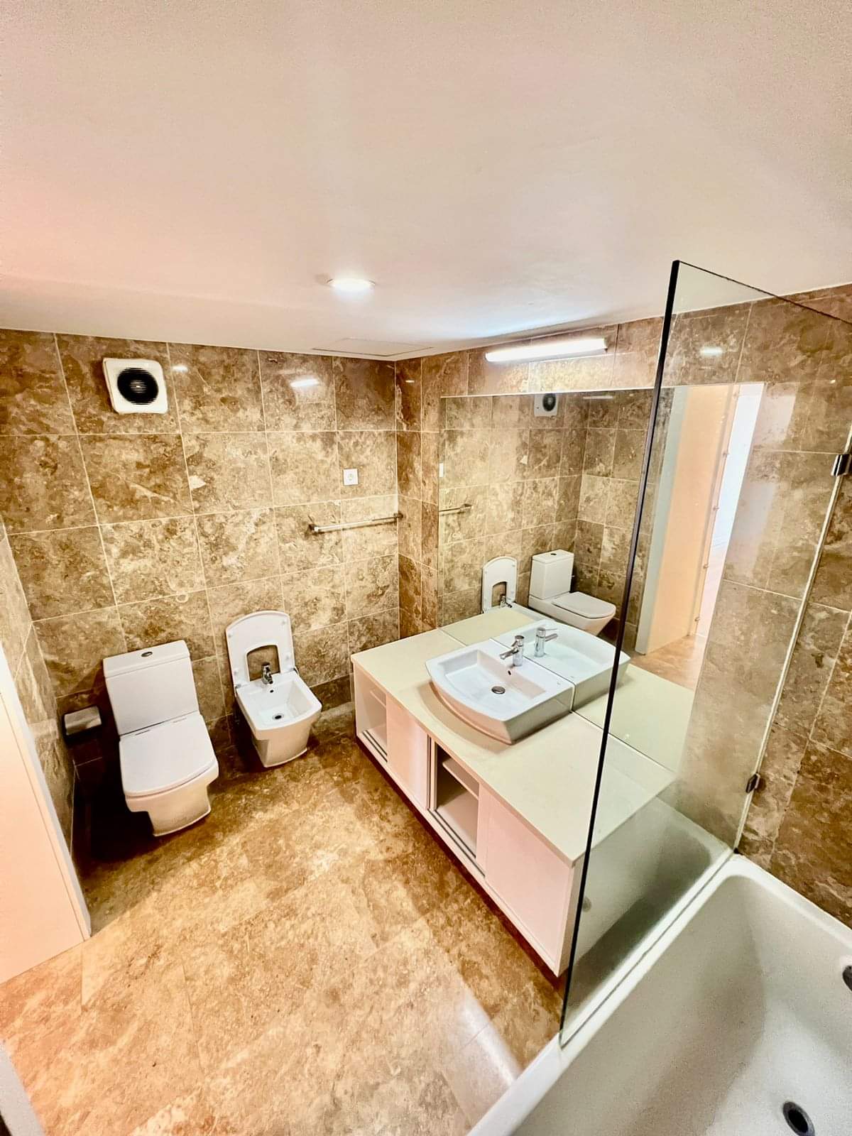Venda: apartamento T3 localizado em Ingombotas, Edifício Platinium  - Imagem 5