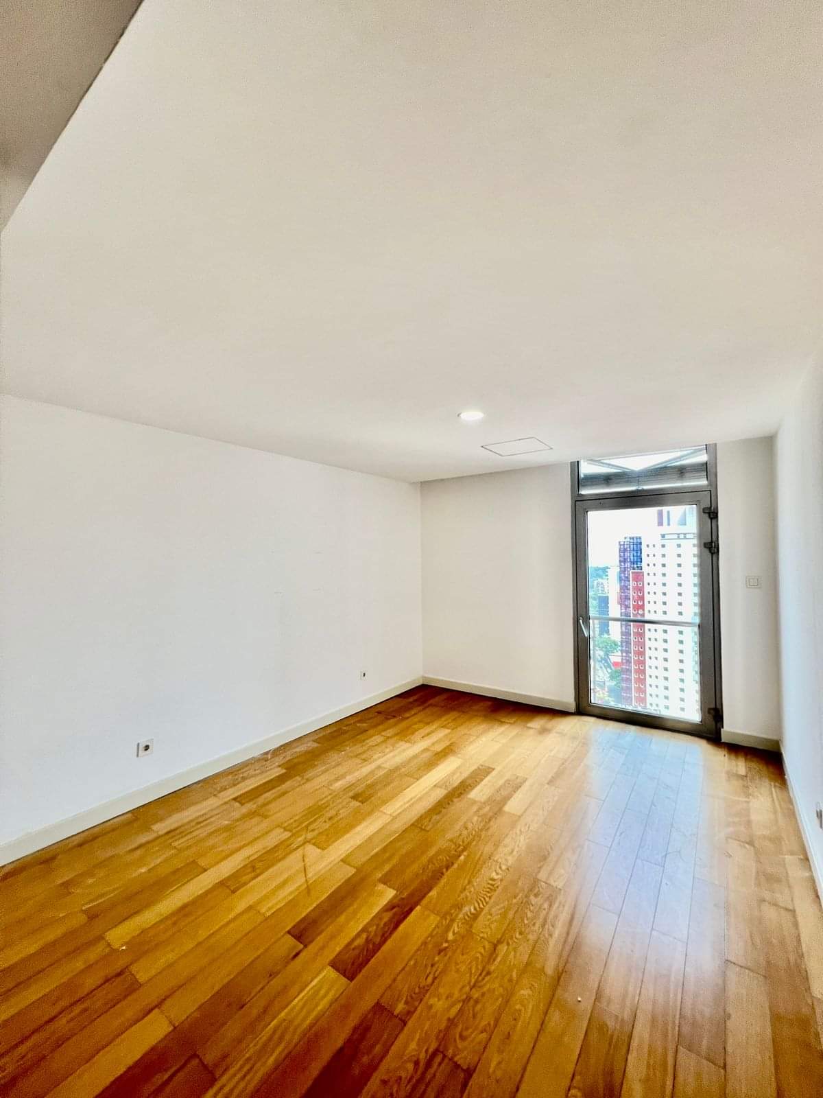 Venda: apartamento T3 localizado em Ingombotas, Edifício Platinium  - Imagem 3