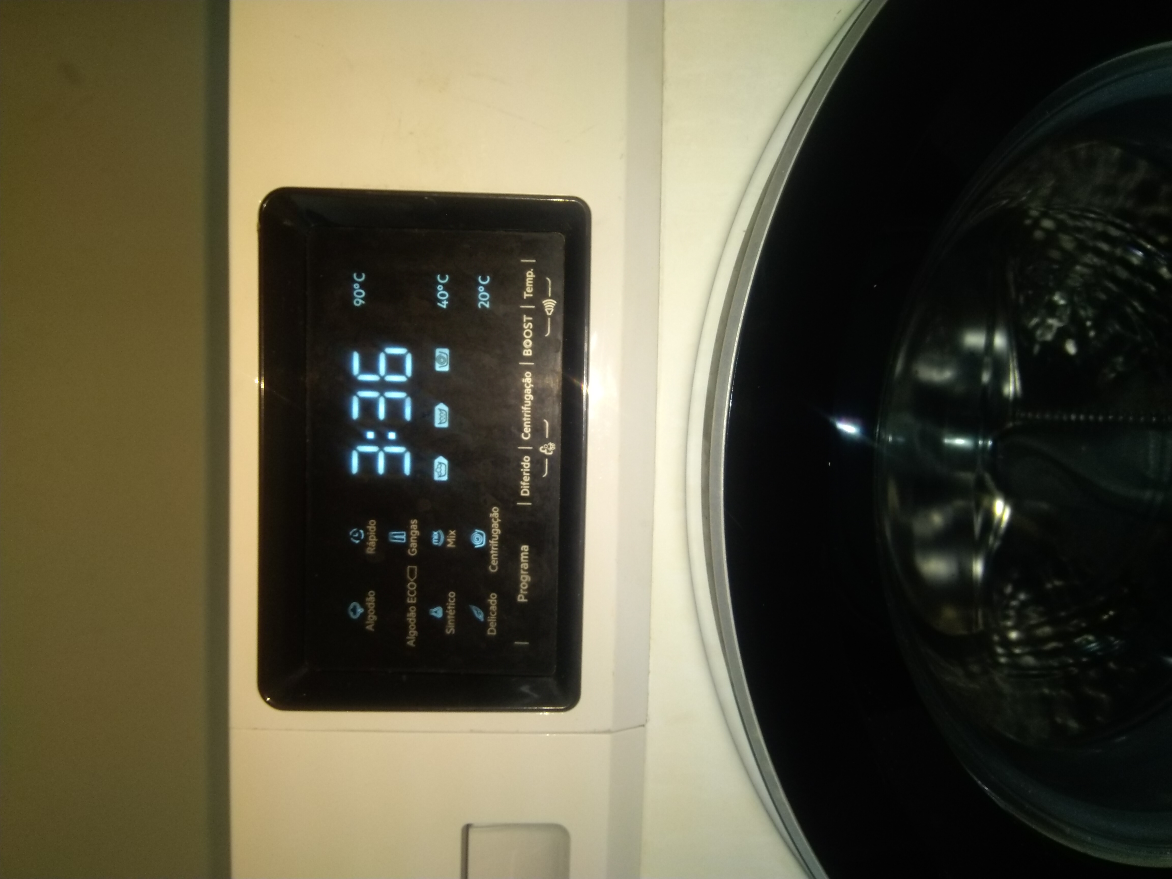 Máquina de Lavar Automática Semi Nova
