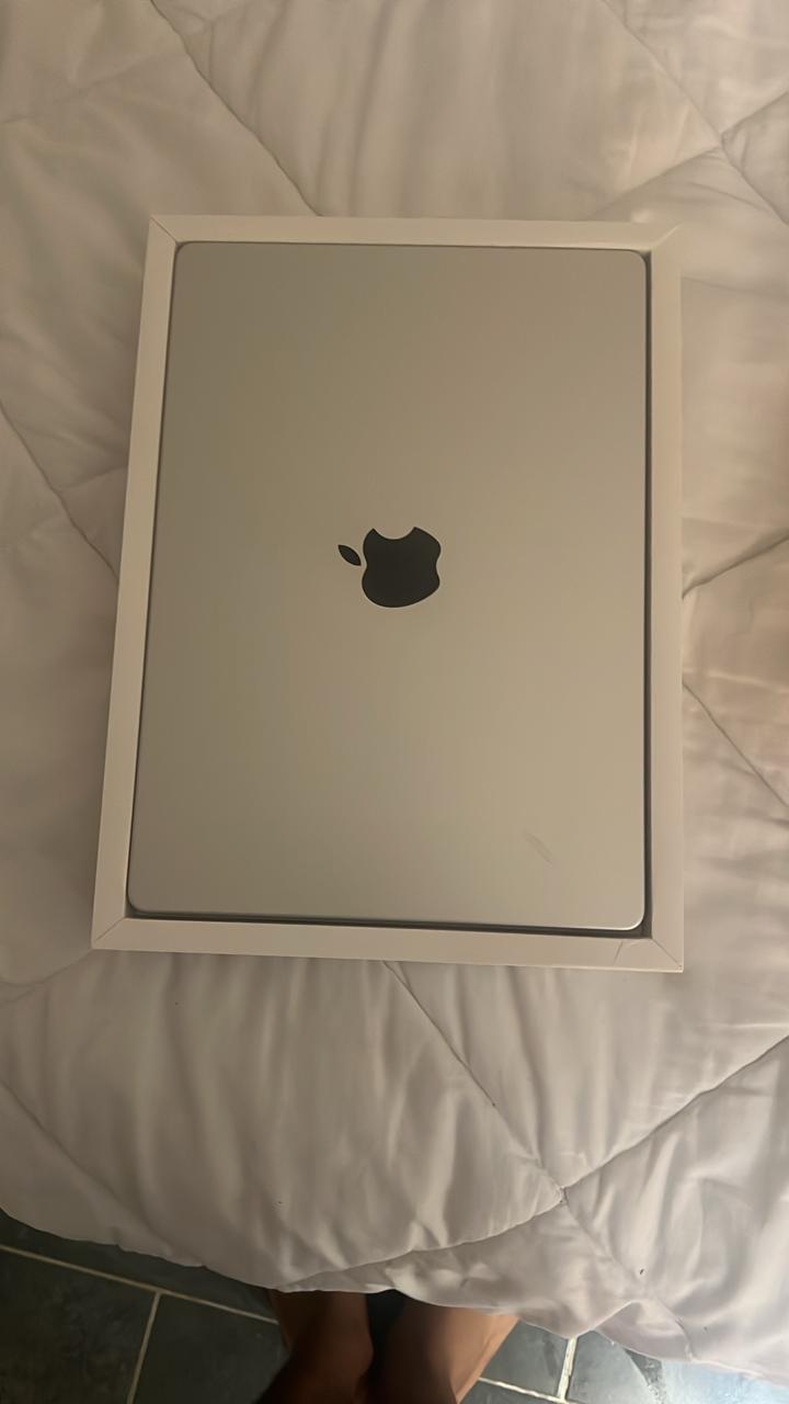 Mac Book Pro 2024 - Imagem 3