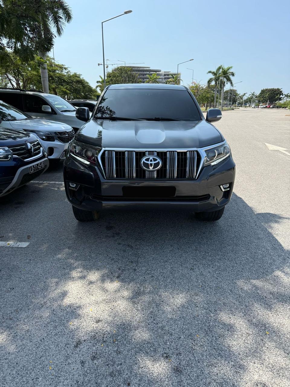 Toyota Land Cruiser Prado TXL