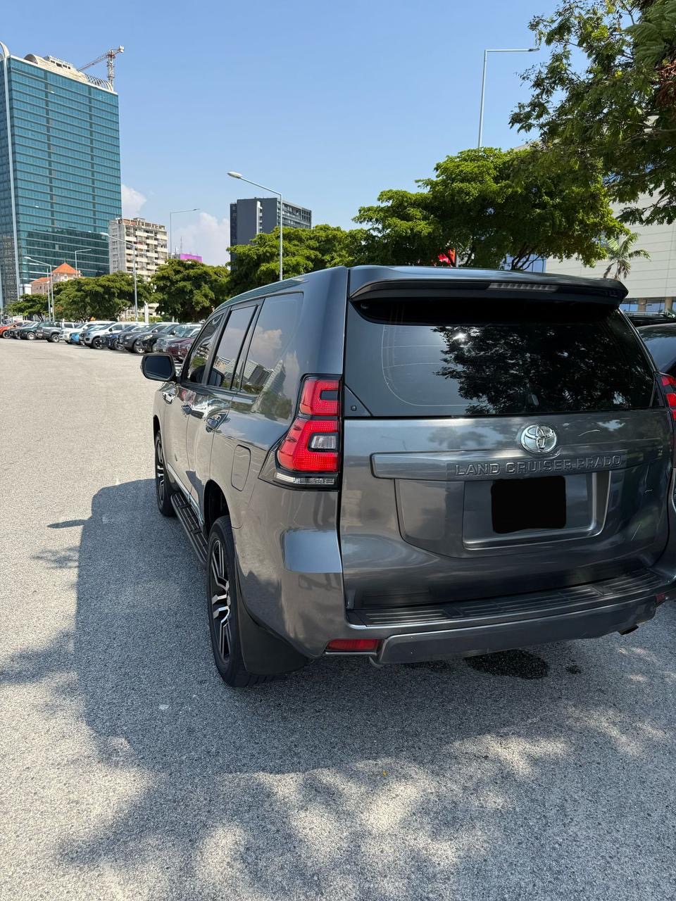 Toyota Land Cruiser Prado TXL - Imagem 4