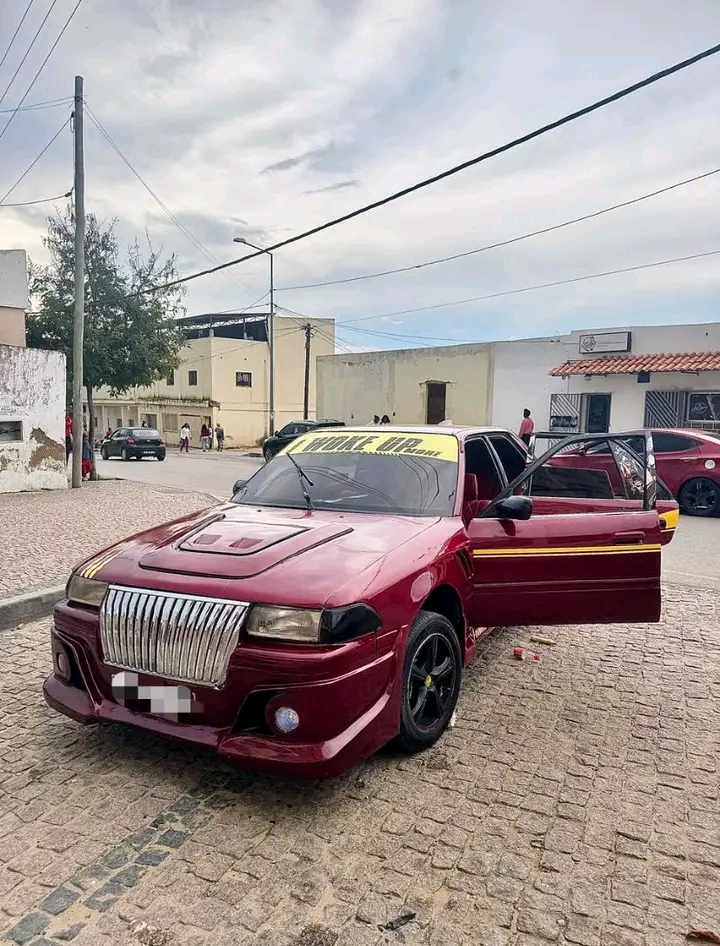 TOYOTA CARINA 2 - Imagem 2