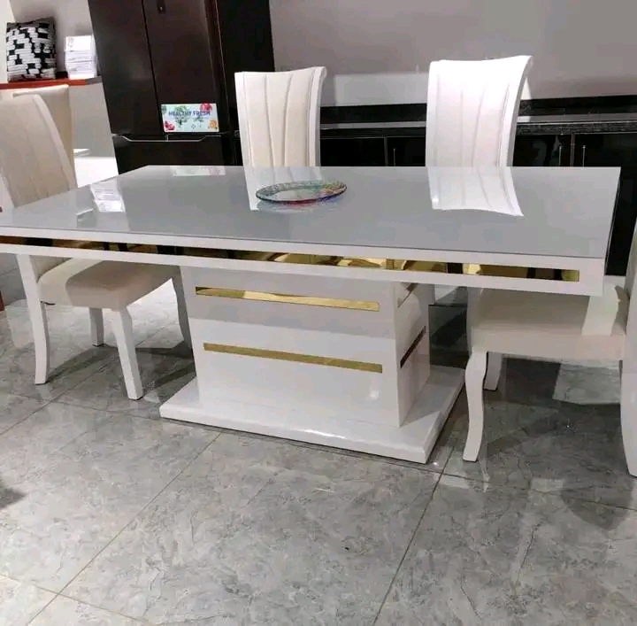 Mesa de 6 Lugares a venda a bom preço  - Imagem 7