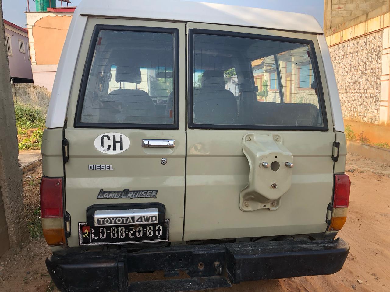 Toyota Land Cruiser a venda  - Imagem 2