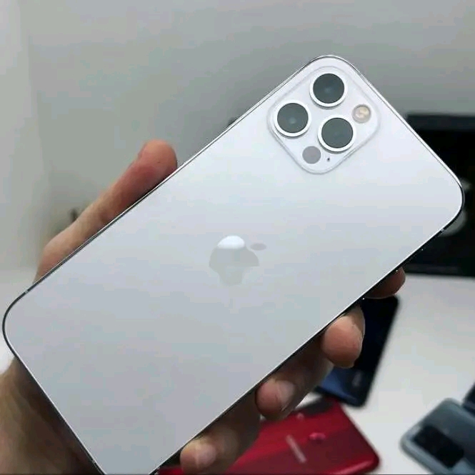 Telemóveis IPhones novos na caixa com todos os seus acessórios origem Americana Vindo de Califórnia  - Imagem 2