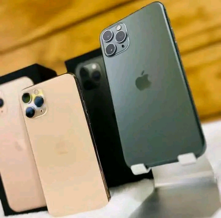 Telemóveis IPhones novos na caixa com todos os seus acessórios origem Americana Vindo de Califórnia  - Imagem 5
