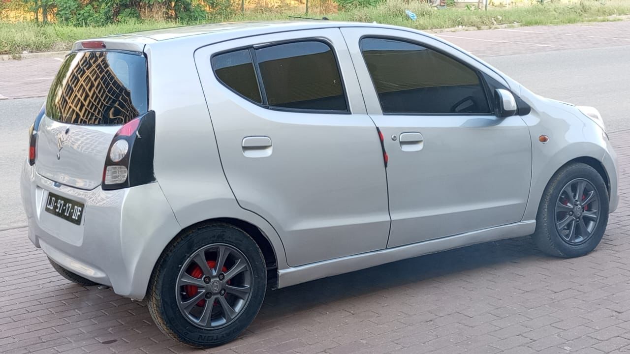 Carro super limpo e bom preço - Imagem 2