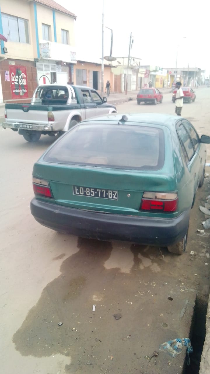 Toyota Corolla rabo de pato - Imagem 2