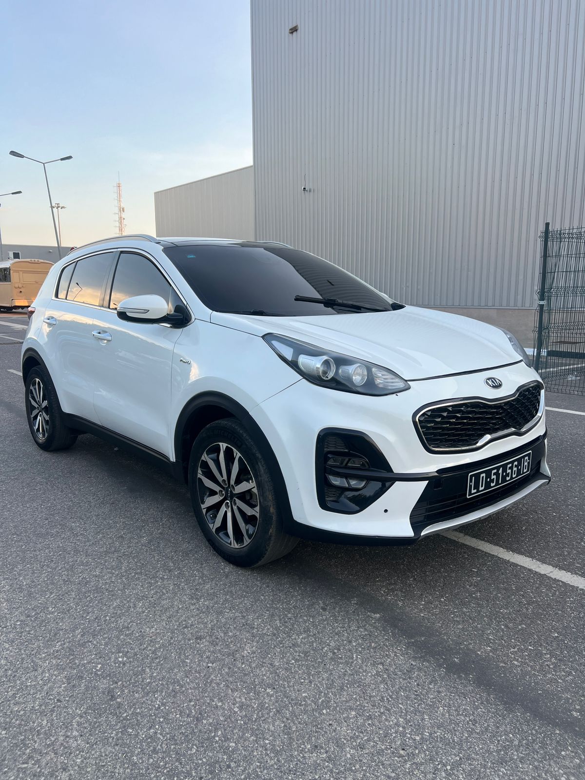 Kia Sportage Full Option 924397488