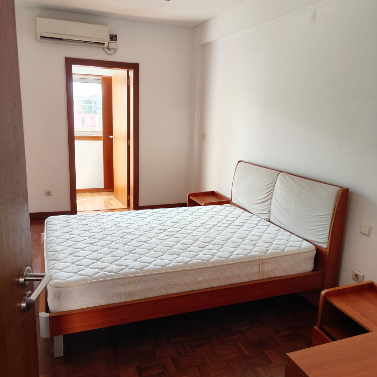 Arrenda-se T2  - Imagem 4