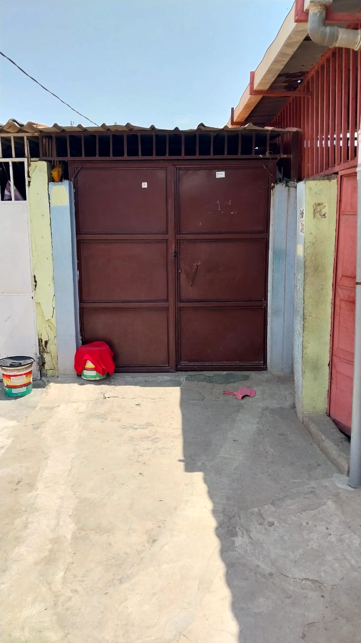 Casa a venda no bairro popular 