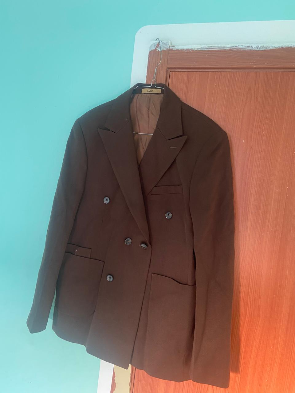 Vende-se fato  - Imagem 2