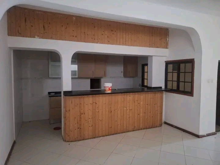 Casa para alugar num preço considerável! - Imagem 7