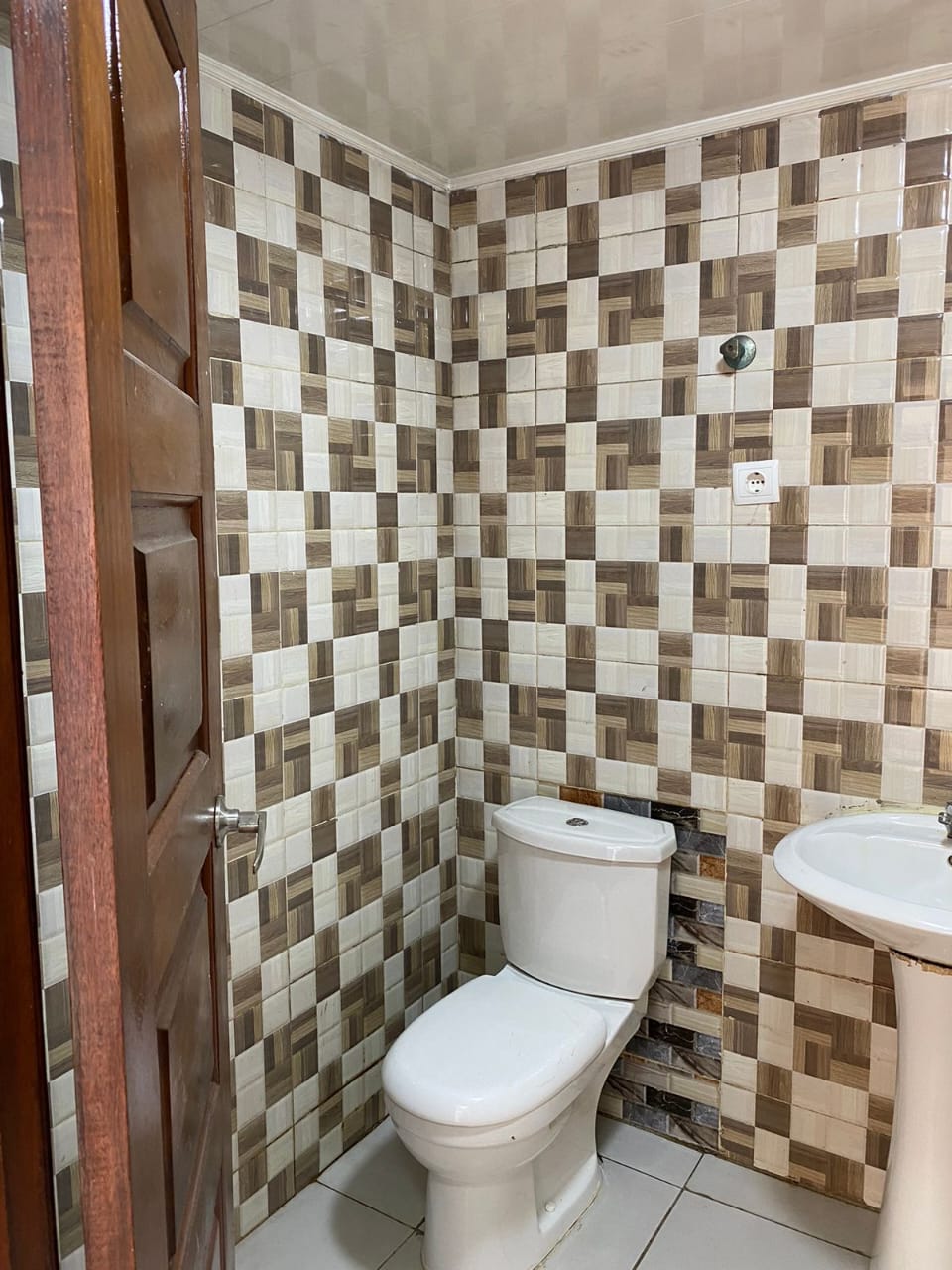 VENDE -SE T2 CASSENDA - Imagem 4