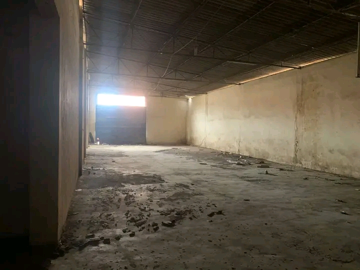 Venda de armazém  - Imagem 2