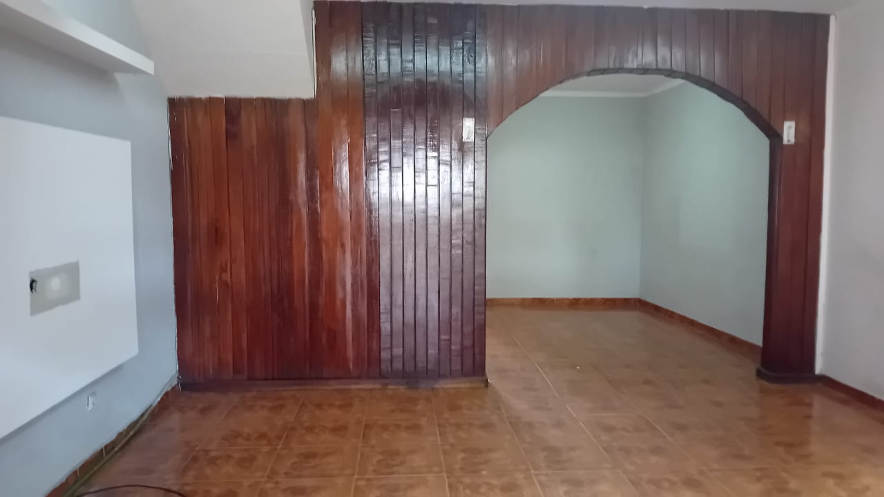 Vende-se esta residência  - Imagem 2
