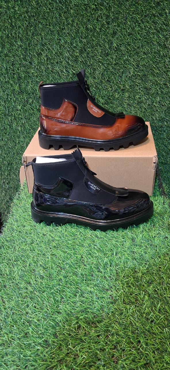 45.500kz.    Números disponíveis  preto  39 40-41. 42. 43  44  Castanho 40  41.  42    12pares - Imagem 7