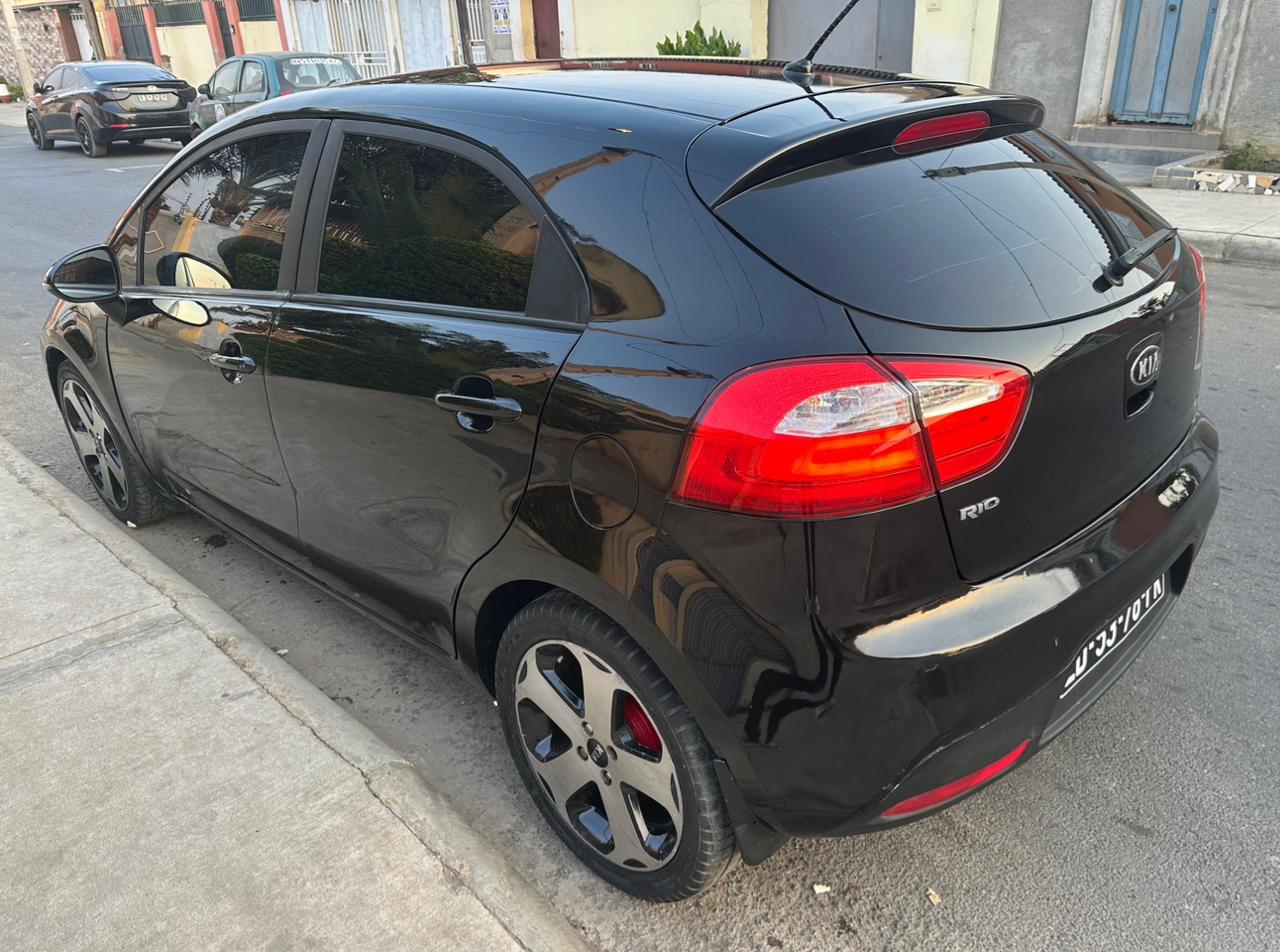 Estevão Automóveis  - Imagem 6