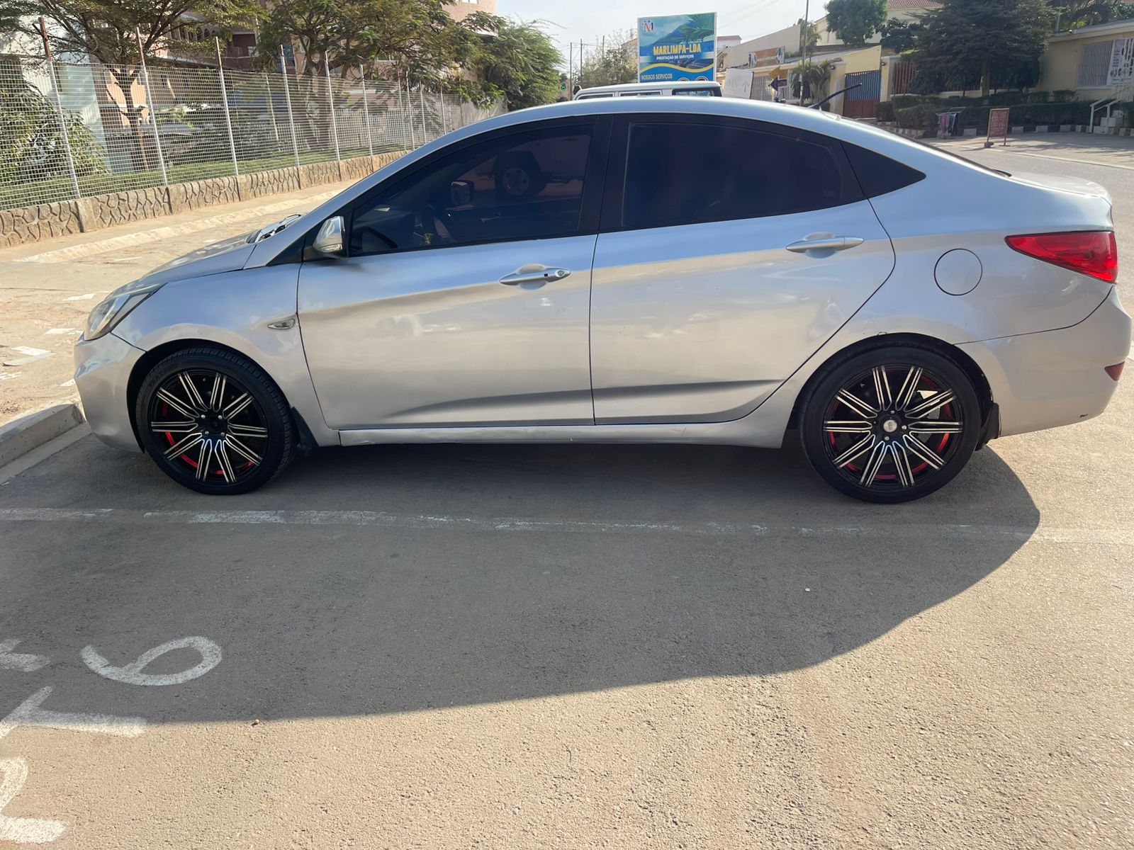 Estevão Automóveis  - Imagem 3