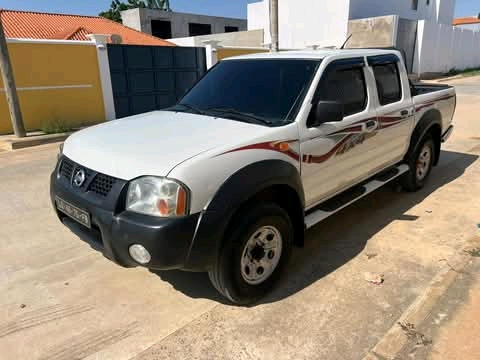 Nissan hardbody Manual  - Imagem 2