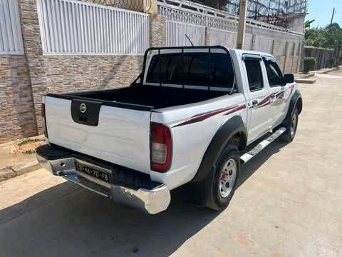Nissan hardbody Manual  - Imagem 4