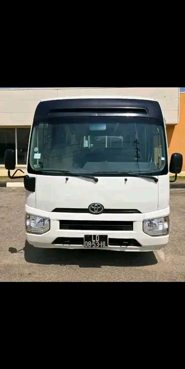 TOYOTA COASTER 
