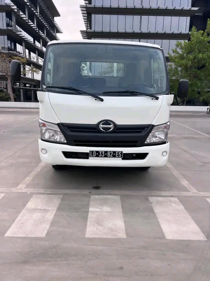 HINO CANTER  - Imagem 2