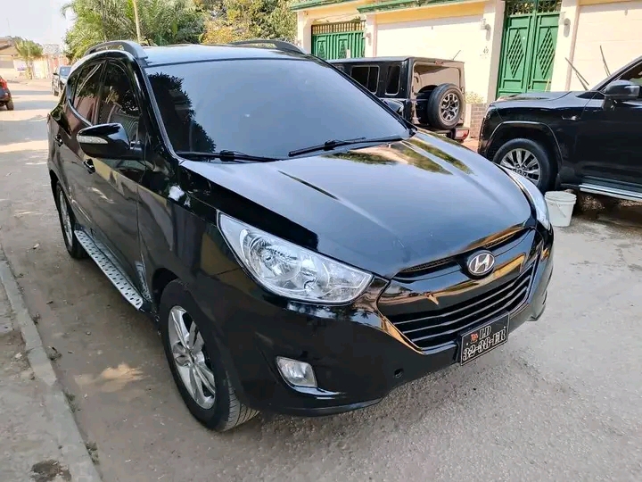 HYUNDAI TUCSON  - Imagem 3