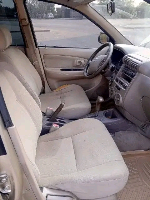 Toyota Avanza - Imagem 3