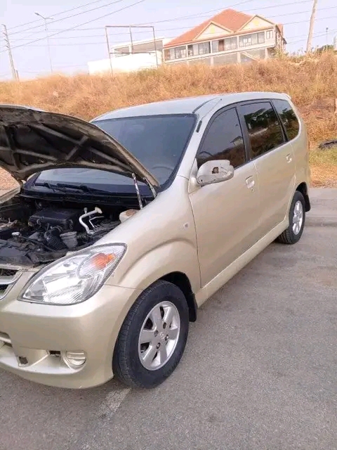 Toyota Avanza - Imagem 5