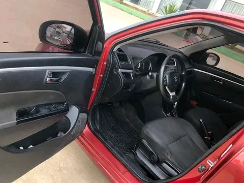 Suzuki Swift Automático  - Imagem 4