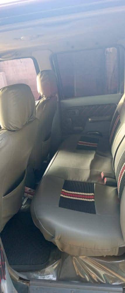 Nissan Hard bord  - Imagem 3