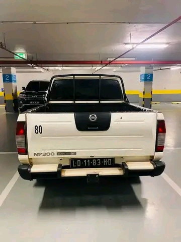 Nissan hardbody  - Imagem 2