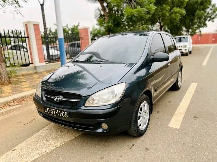 Hyundai Getz limpo