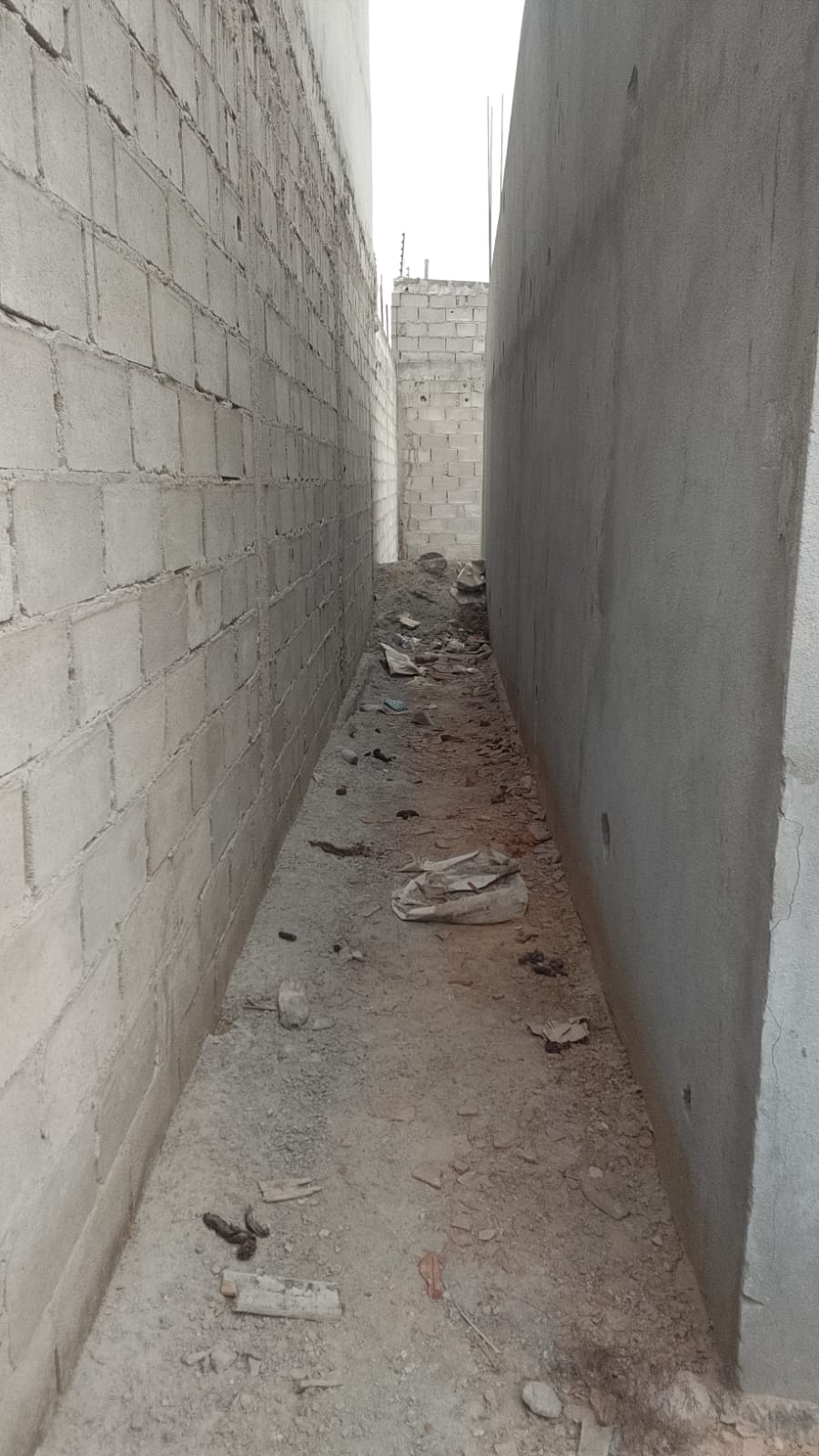 Venda de uma casa T3 inacabada - Imagem 5