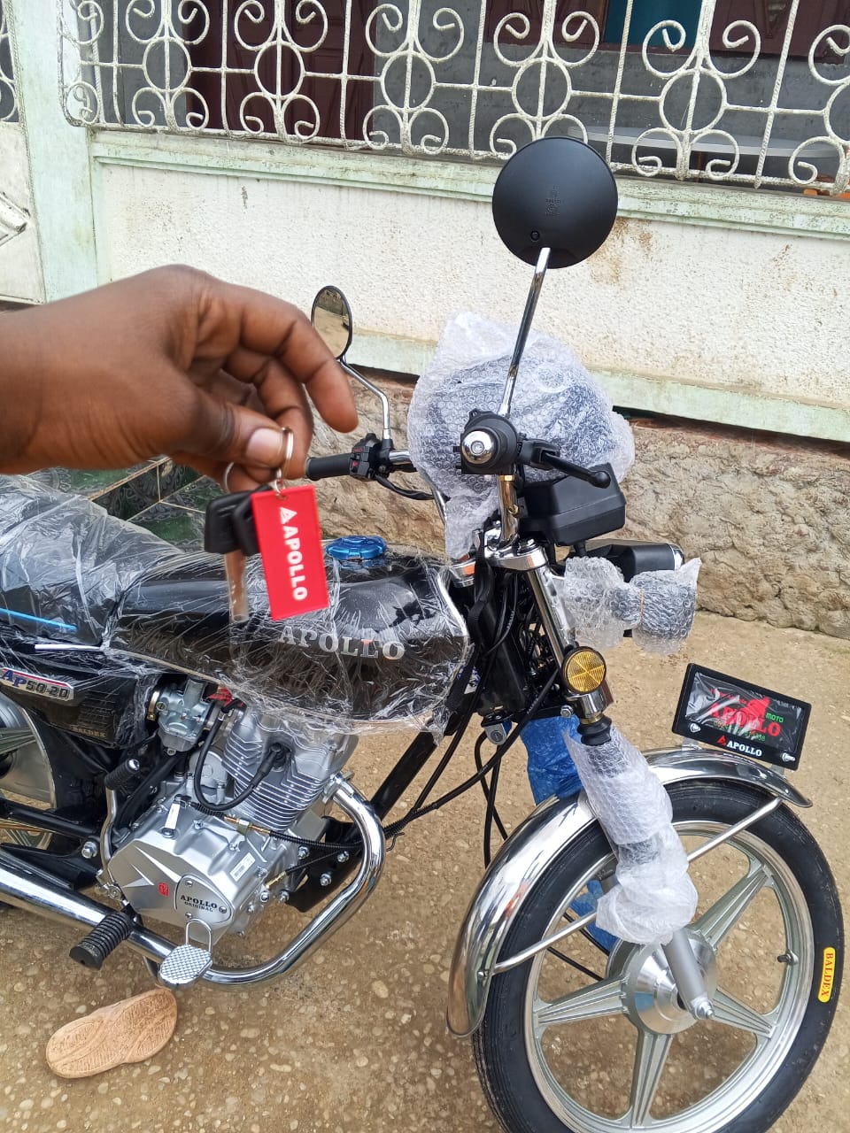 Motorizada Apolo Nova 