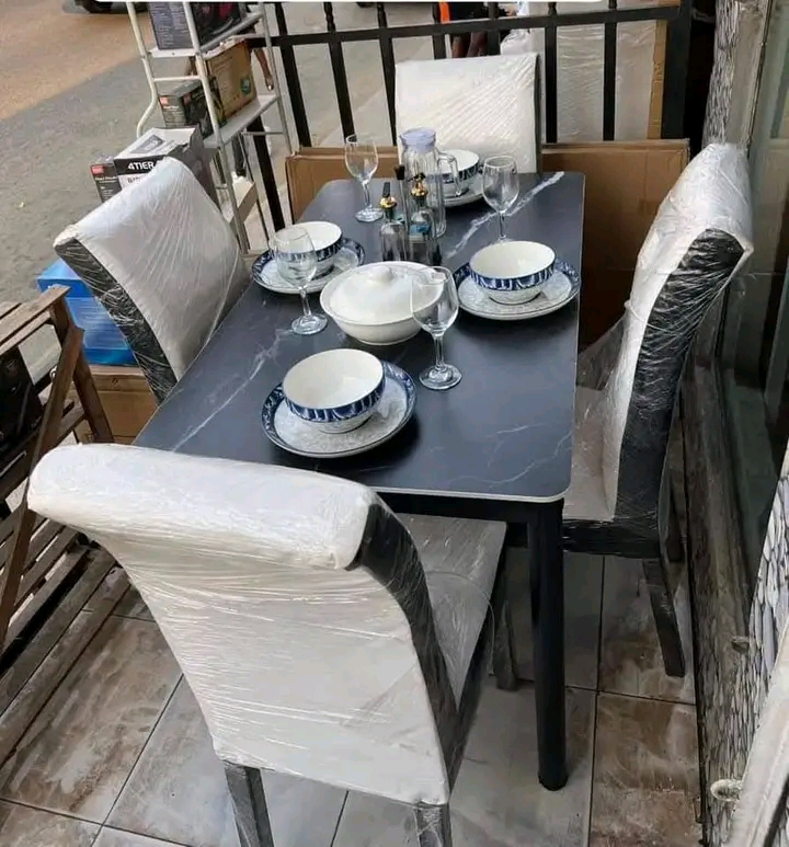 MESA DE JANTAR FAMÍLIAR NOVAS ORIGINAIS NA CAXA  - Imagem 2