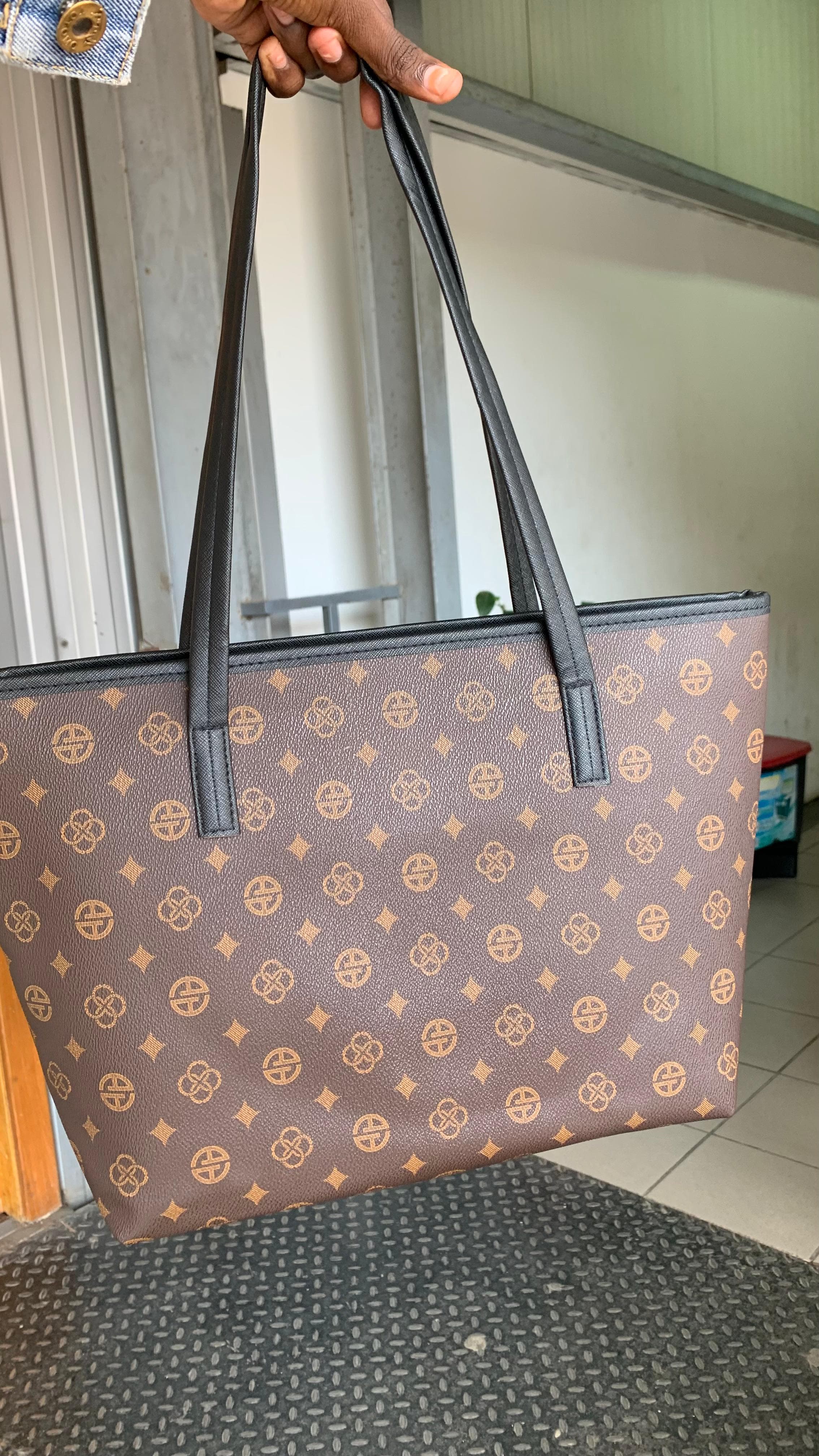 Bolsa das universitárias 